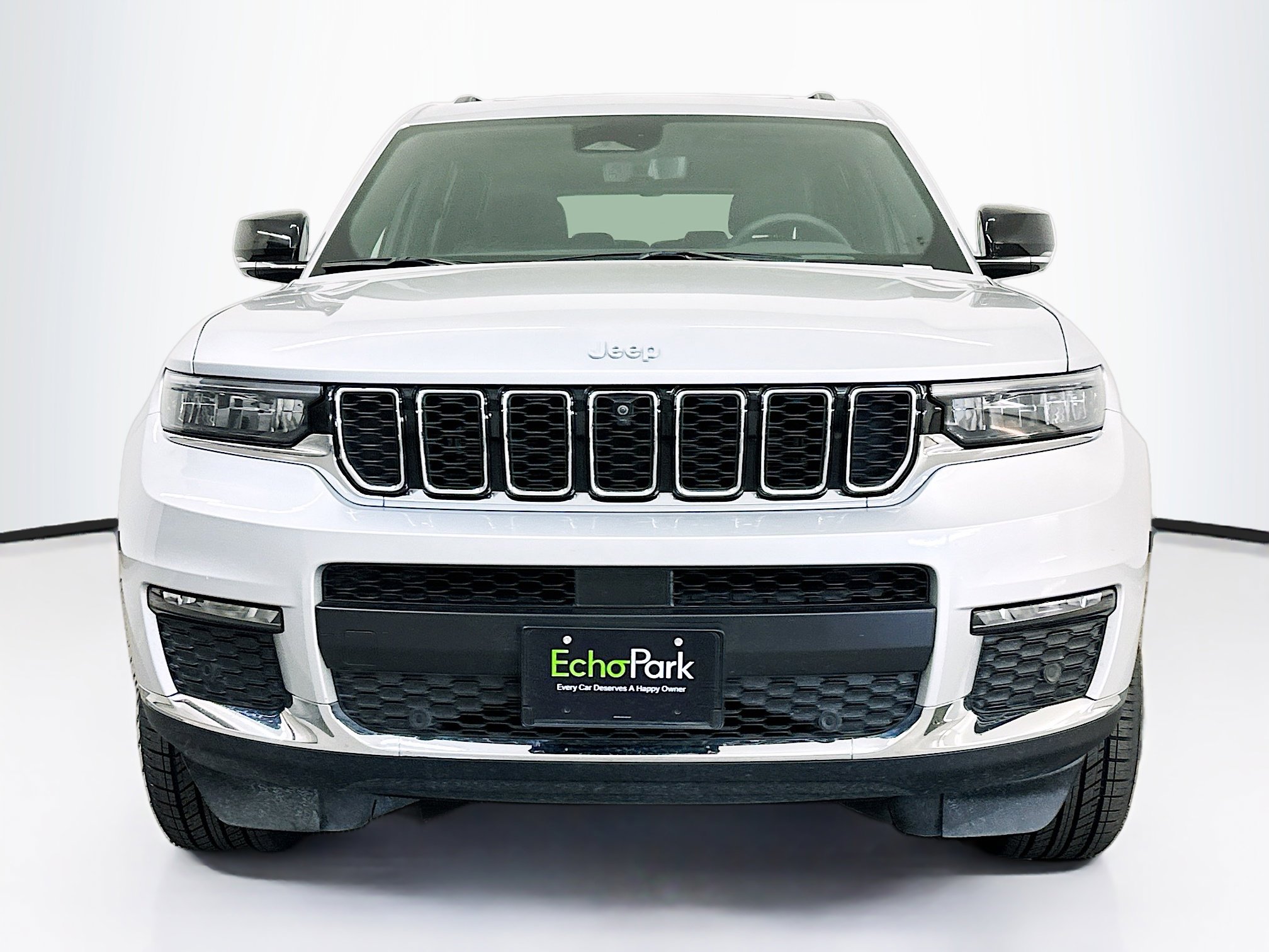 Used 2024 Jeep Grand Cherokee L Limited w/ Luxury Tech Group II image 2