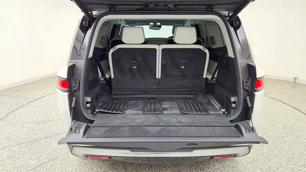 Used 2024 Rivian R1S Adventure AWD/4WD image 22