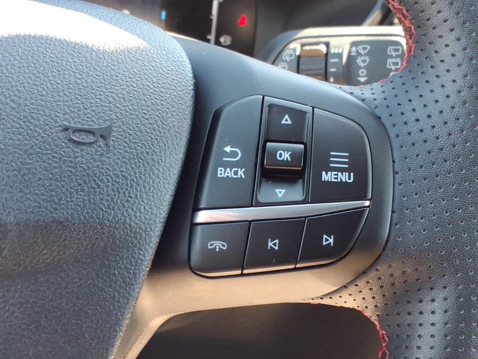 Used 2024 Ford Escape ST-Line w/ Tech Pack #1 AWD/4WD image 27