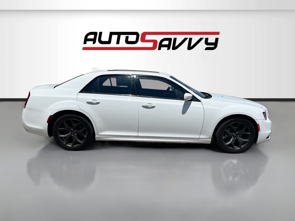Used 2023 Chrysler 300 S RWD image 8
