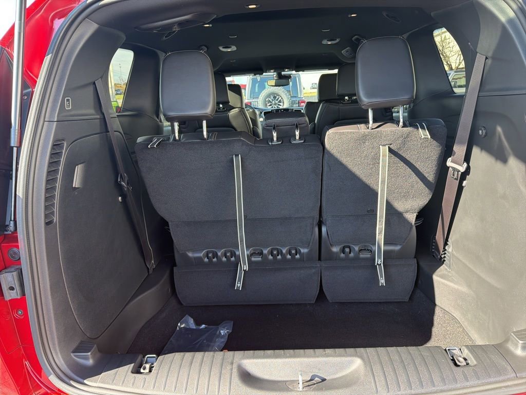 New 2026 Chrysler Pacifica Select FWD image 12