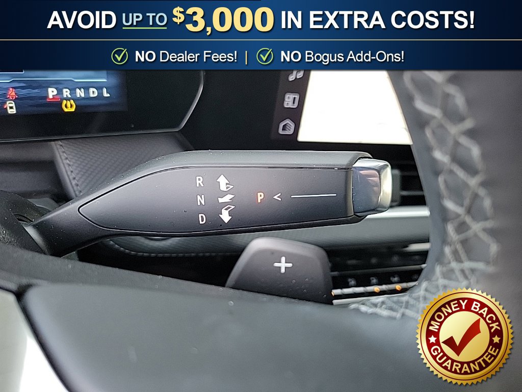 Used 2026 Chevrolet Equinox LT w/ Convenience Package II FWD image 31