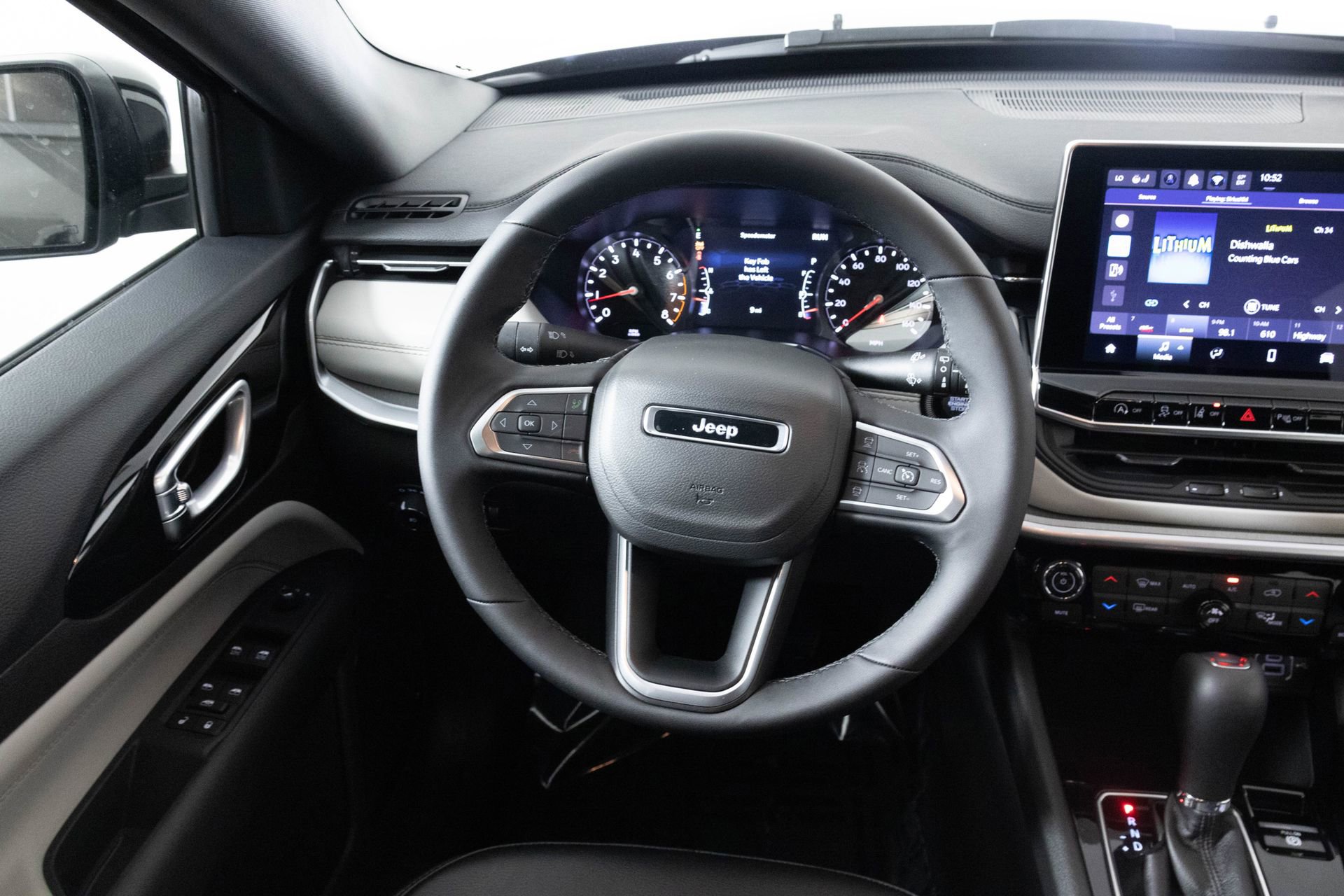 New 2026 Jeep Compass Limited image 28