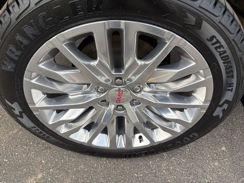 Used 2018 GMC Sierra 1500 Denali w/ Denali Ultimate Package image 8