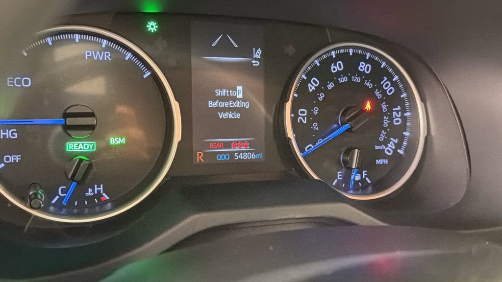 Used 2019 Toyota RAV4 XLE image 34