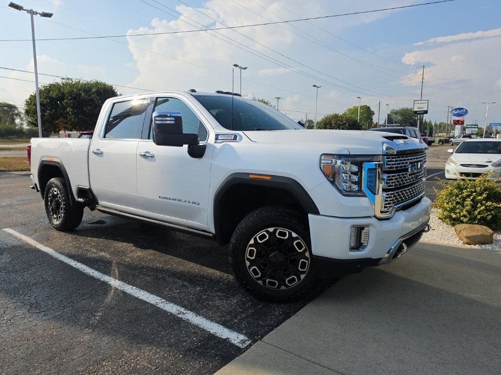 Used 2023 GMC Sierra 3500 Denali w/ Denali Ultimate Package AWD/4WD image 1