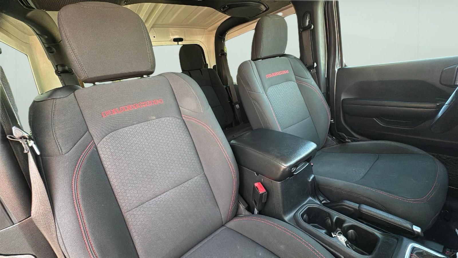 Used 2021 Jeep Wrangler Rubicon AWD/4WD image 22