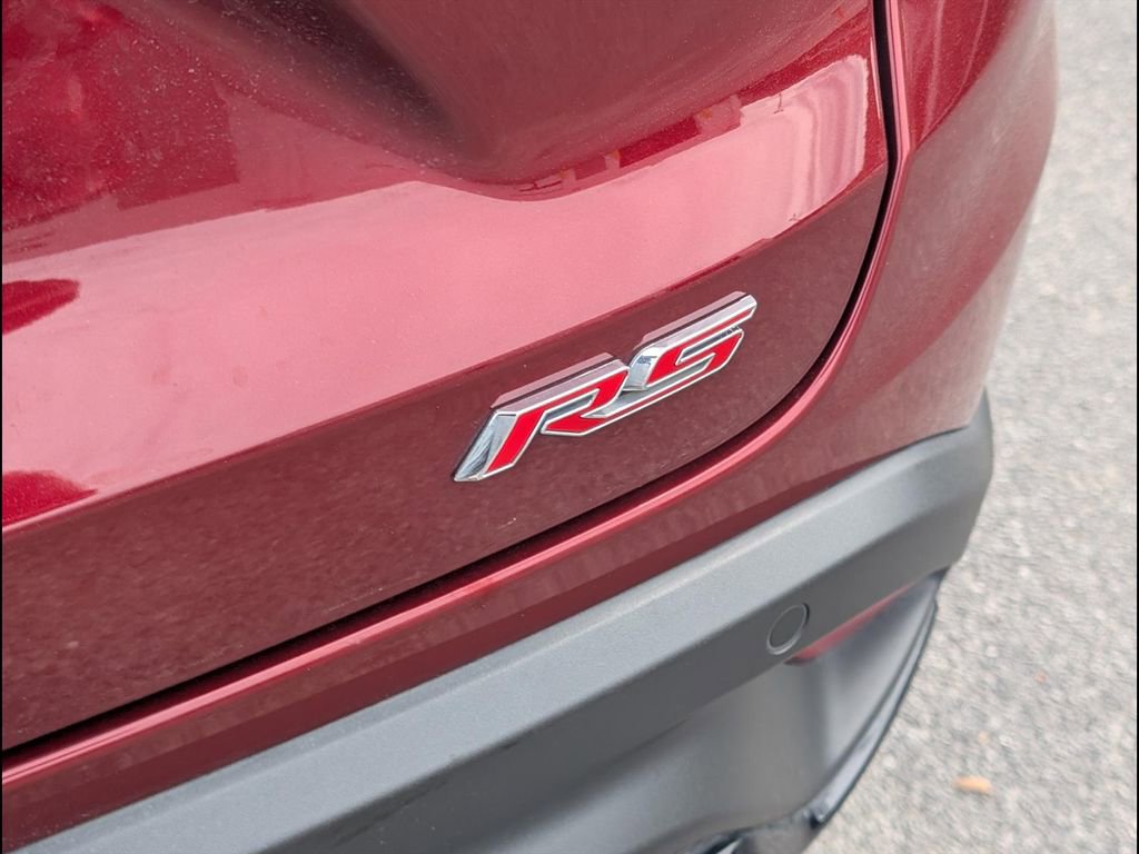 Used 2025 Chevrolet Trax RS w/ Driver Confidence Package image 21