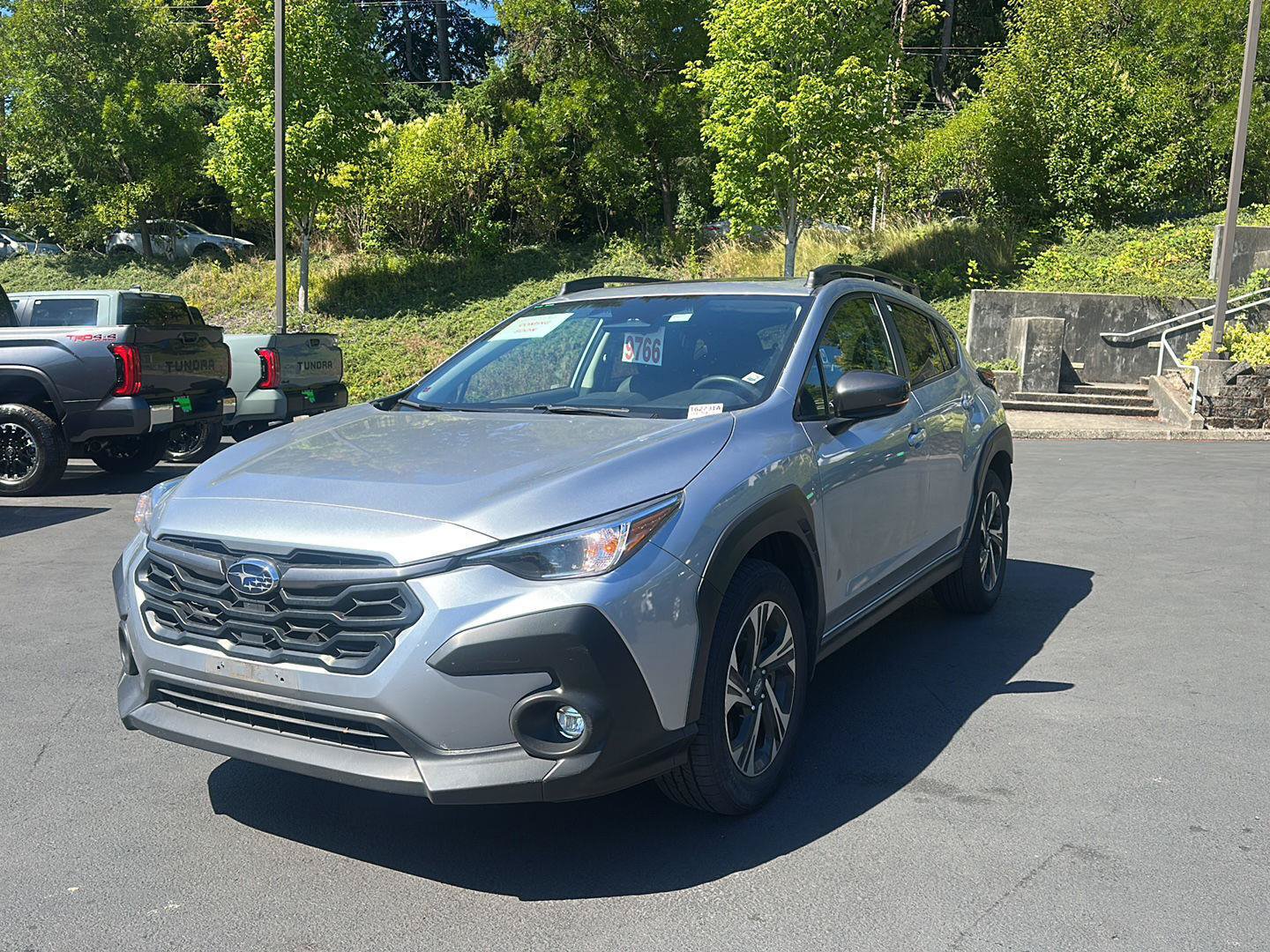 Used 2024 Subaru Crosstrek 2.0i Premium AWD/4WD image 2