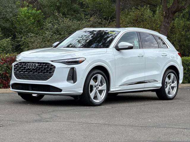 Certified 2025 Audi Q5 Prestige AWD/4WD image 9