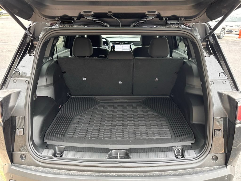 New 2026 Jeep Cherokee Laredo AWD/4WD image 16