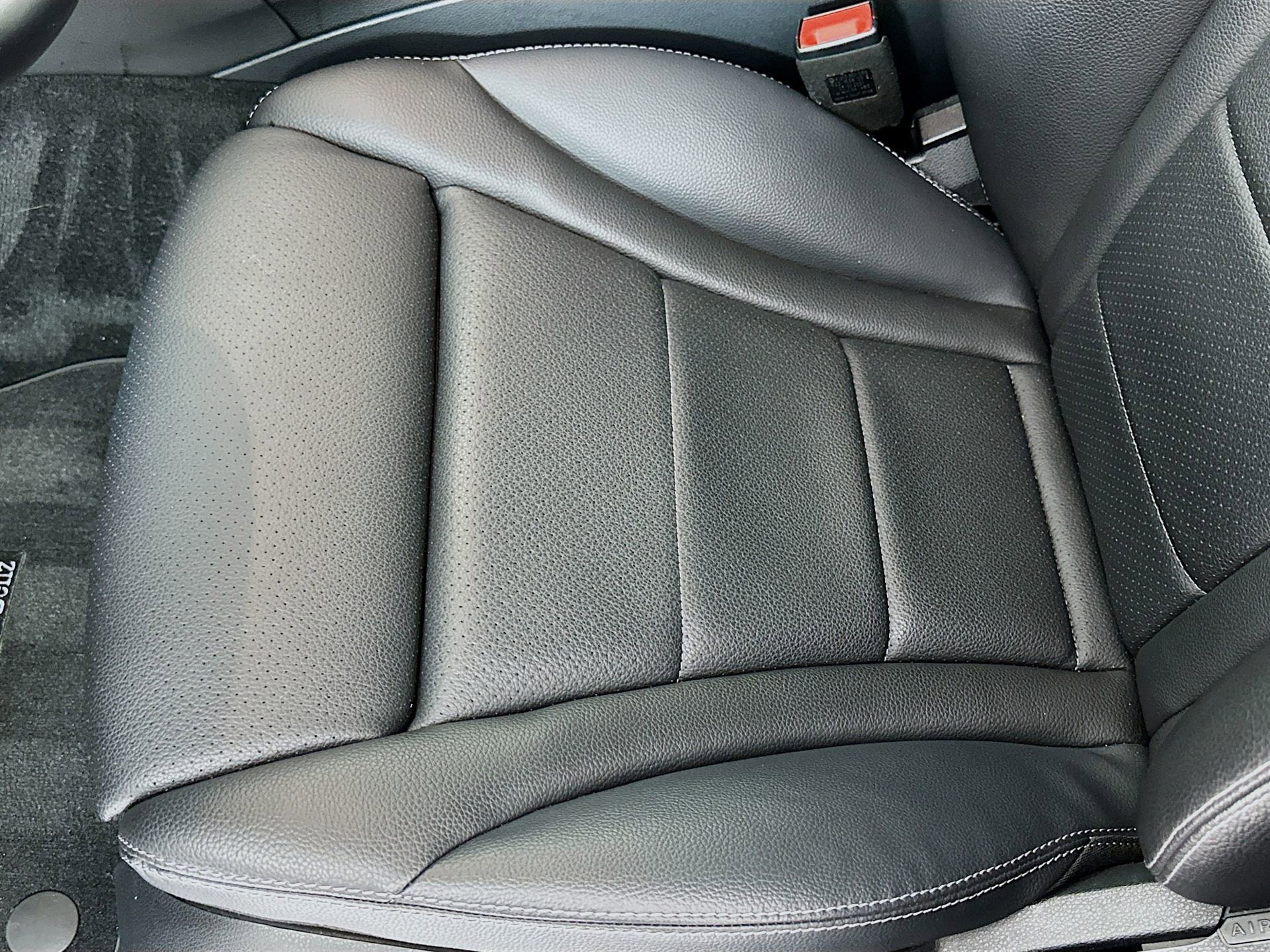 Used 2021 Mercedes-Benz C 300 Sedan image 20