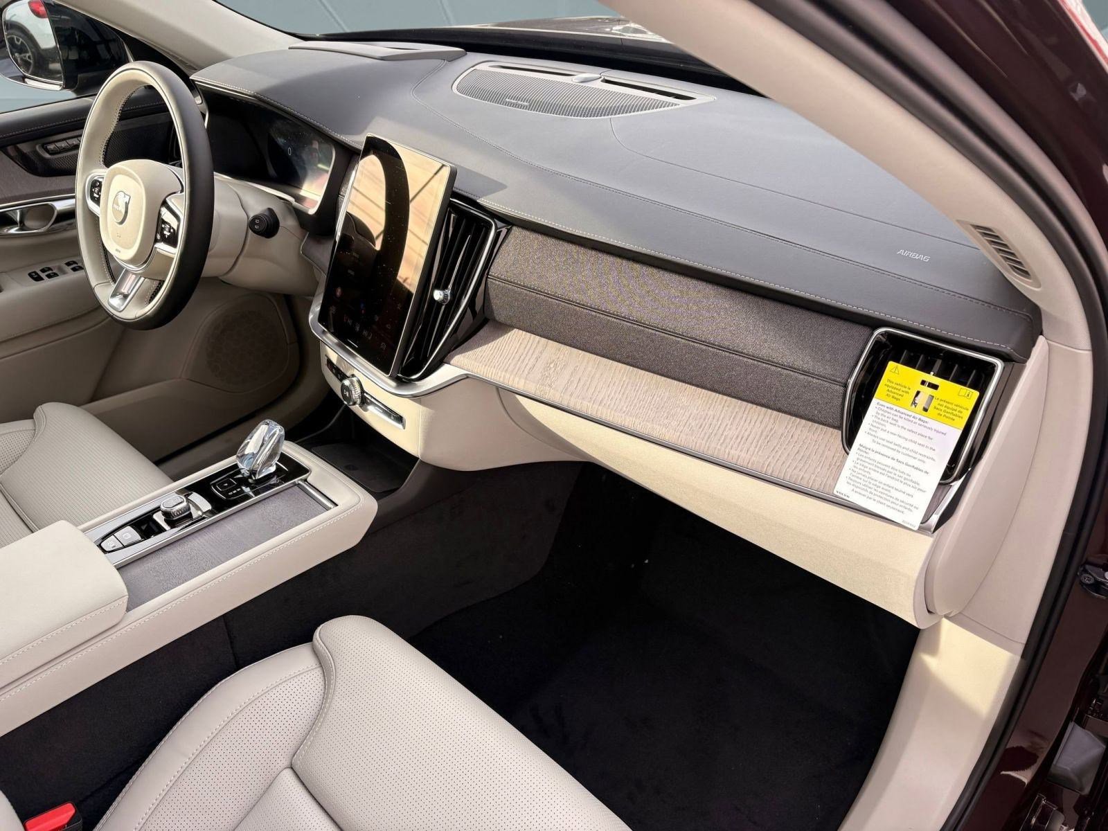 New 2026 Volvo XC90 T8 Ultra w/ Protection Package image 27