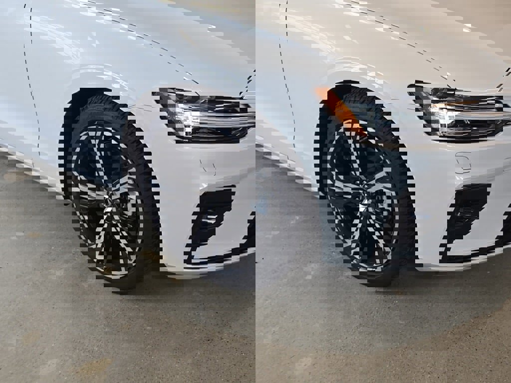 New 2024 Volvo S60 B5 Core w/ Climate Package image 14