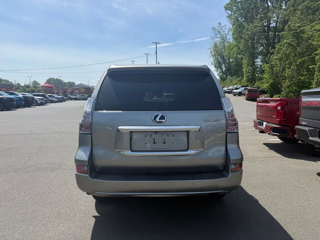 Used 2022 Lexus GX 460 Premium w/ Premium Package AWD/4WD image 5