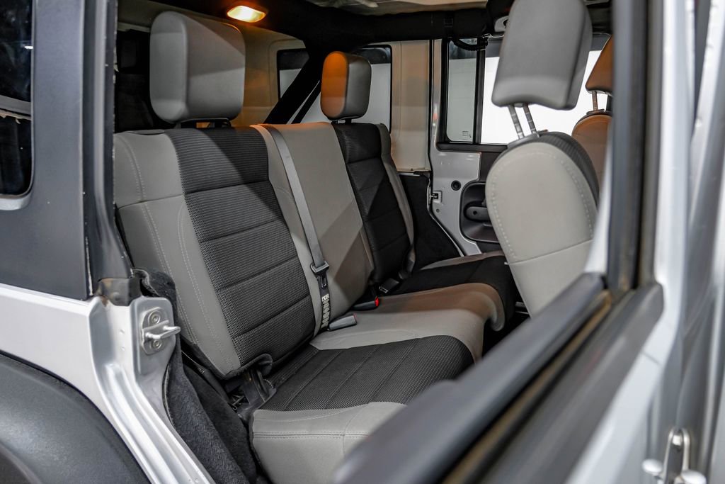 Used 2007 Jeep Wrangler X image 35