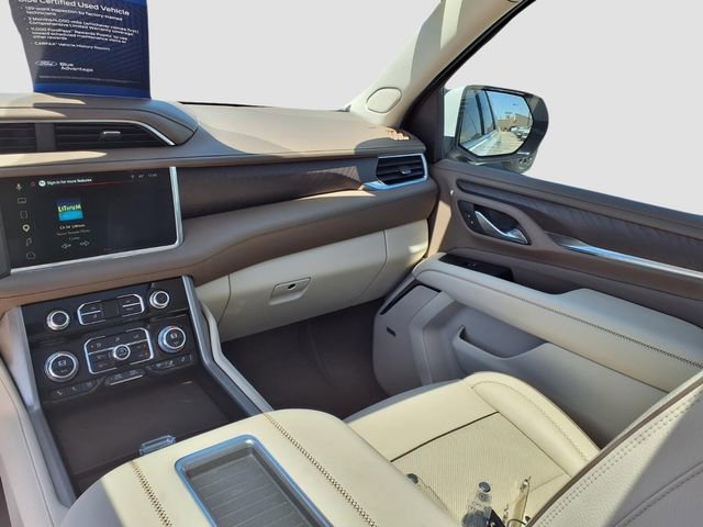 Used 2023 GMC Yukon XL Denali AWD/4WD image 14
