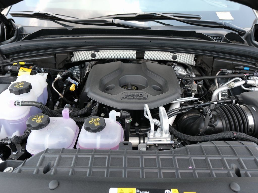 Used 2024 Jeep Grand Cherokee Trailhawk image 42