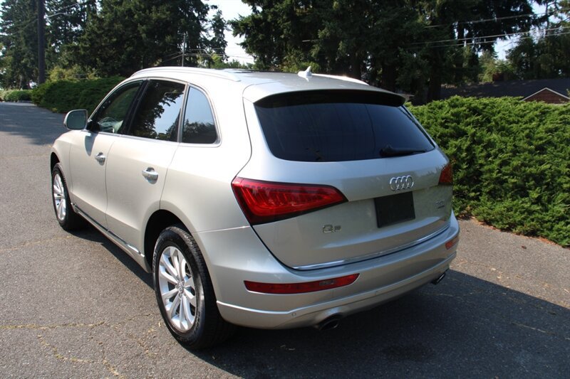 Used 2016 Audi Q5 2.0T Premium Plus w/ Technology Package AWD/4WD image 4