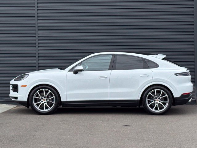 New 2026 Porsche Cayenne Coupe AWD/4WD image 2