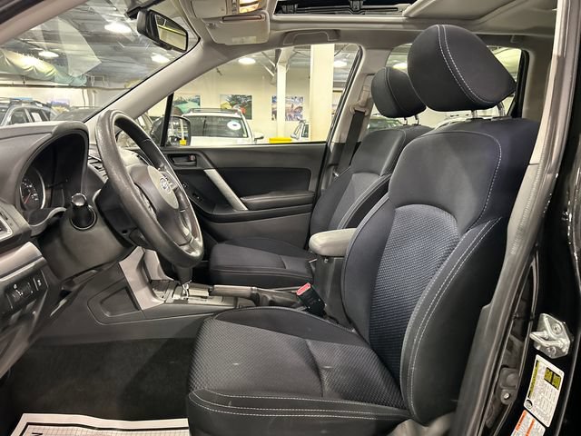 Used 2016 Subaru Forester 2.5i Premium w/ All-Weather Package AWD/4WD image 9