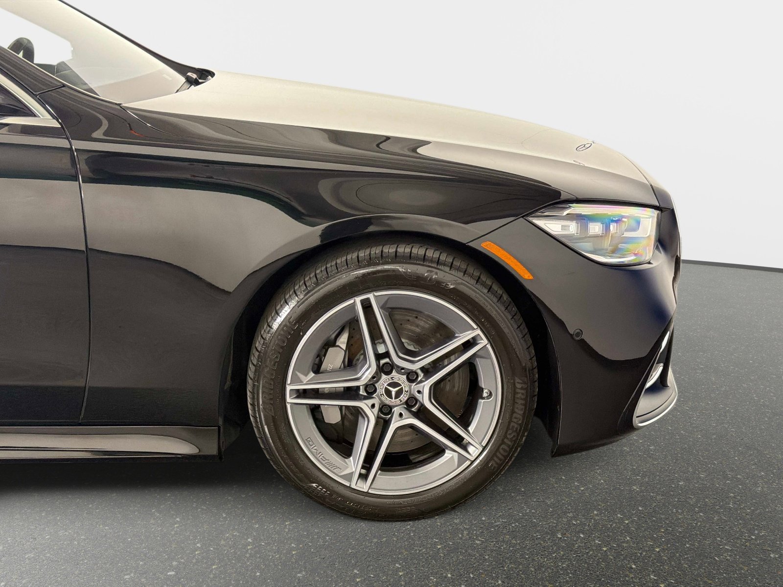 Used 2024 Mercedes-Benz S 580 4MATIC Sedan image 19