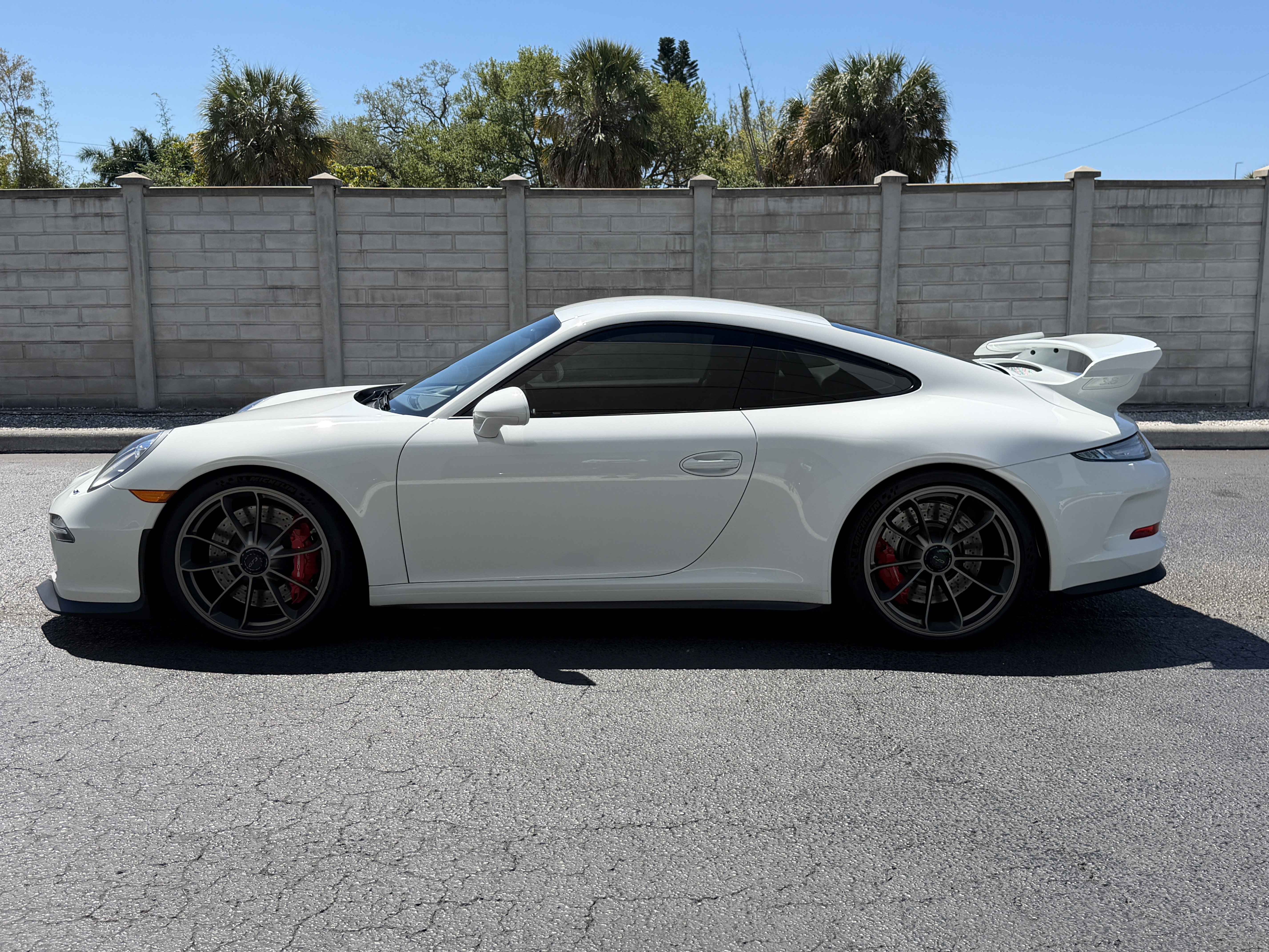 Certified 2015 Porsche 911 GT3 image 2