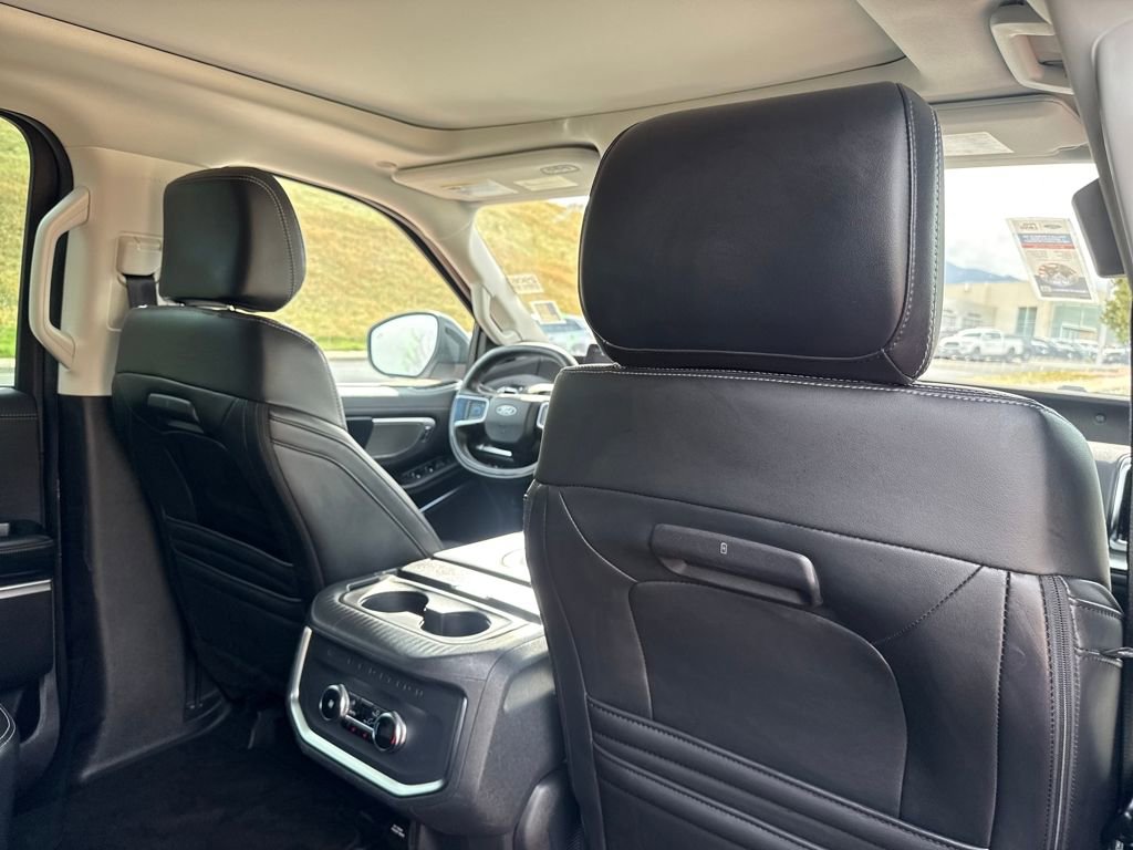 Certified 2025 Ford Expedition Platinum image 25