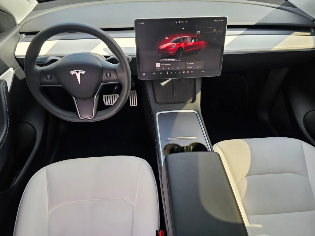 Used 2022 Tesla Model Y Performance AWD/4WD image 22