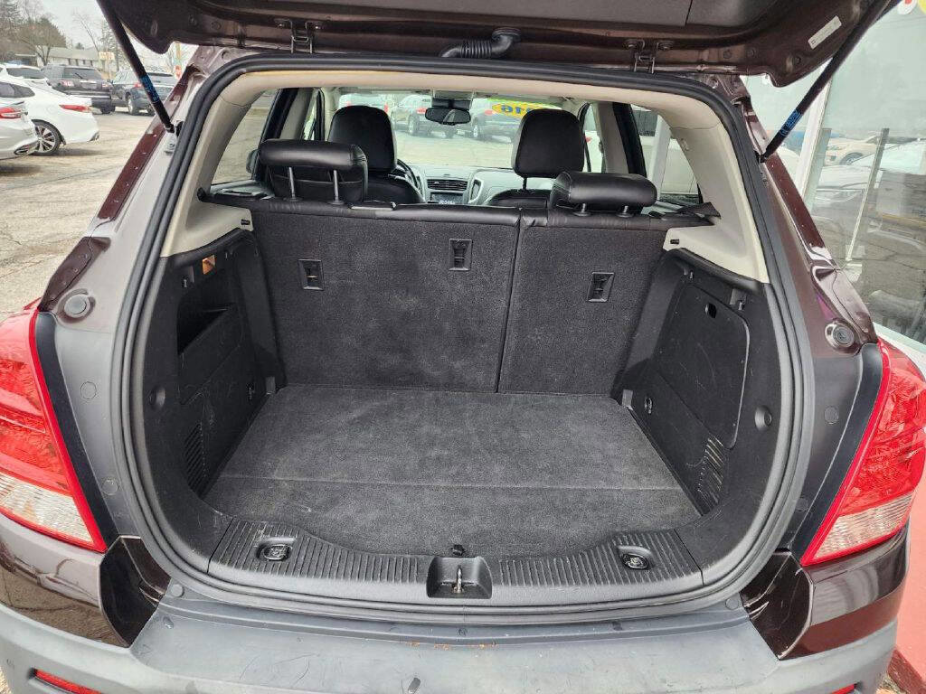 Used 2016 Chevrolet Trax LT w/ LT Convenience Package image 18