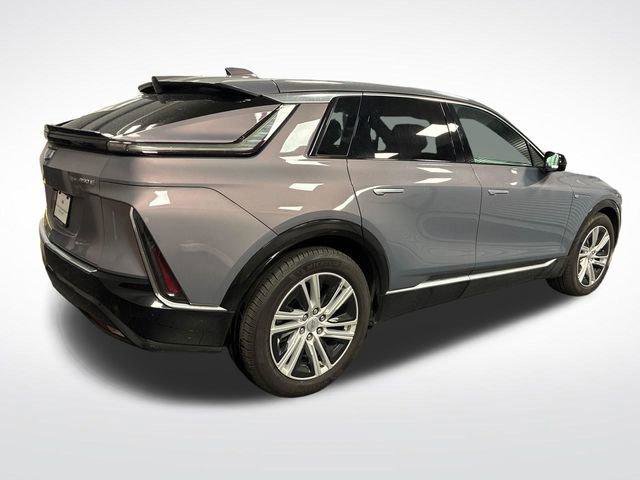 Used 2024 Cadillac Lyriq Tech RWD image 5