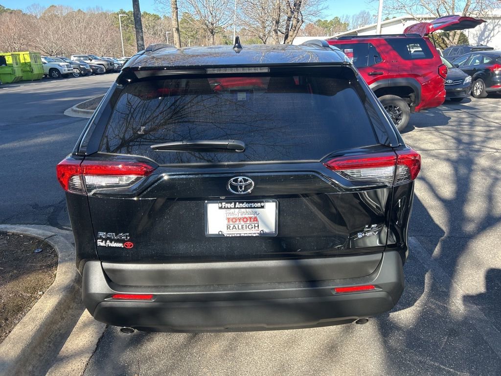 New 2025 Toyota RAV4 LE image 16