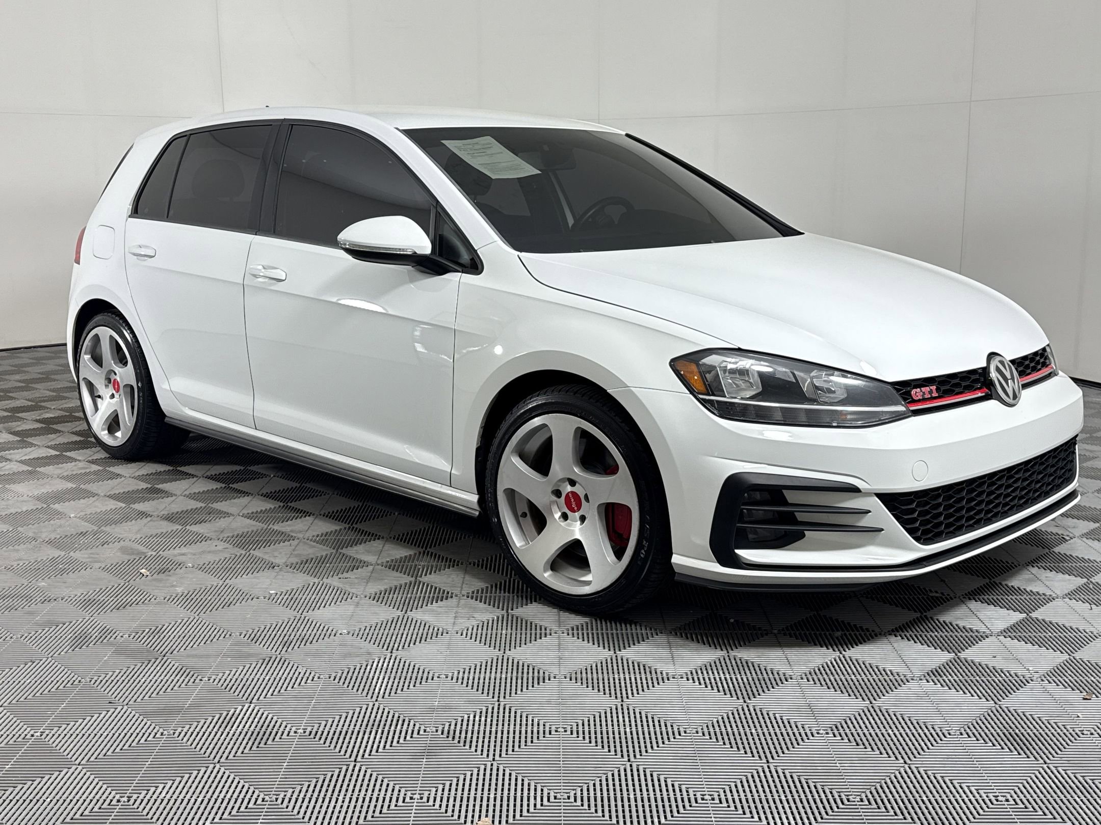 Used 2020 Volkswagen GTI S FWD image 8