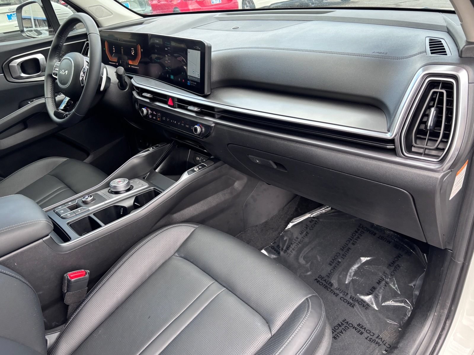 Used 2025 Kia Sorento EX w/ EX Panoramic Sunroof Package FWD image 13