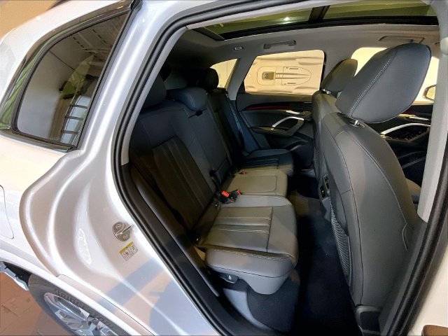 New 2026 Audi Q5 2.0T AWD/4WD image 12