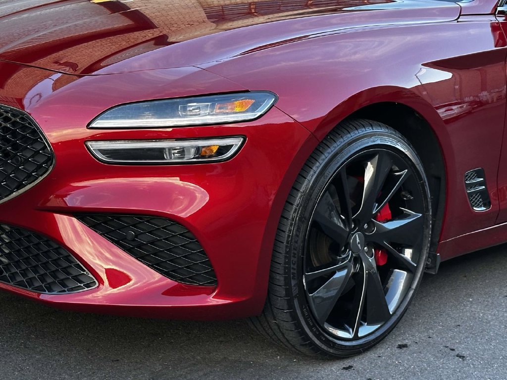 Used 2023 Genesis G70 2.0T w/ Sport Prestige Package AWD/4WD image 10