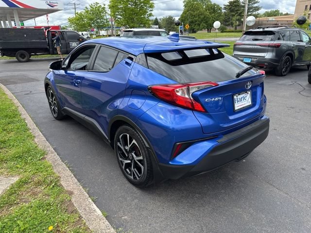 Used 2021 Toyota C-HR XLE FWD image 7
