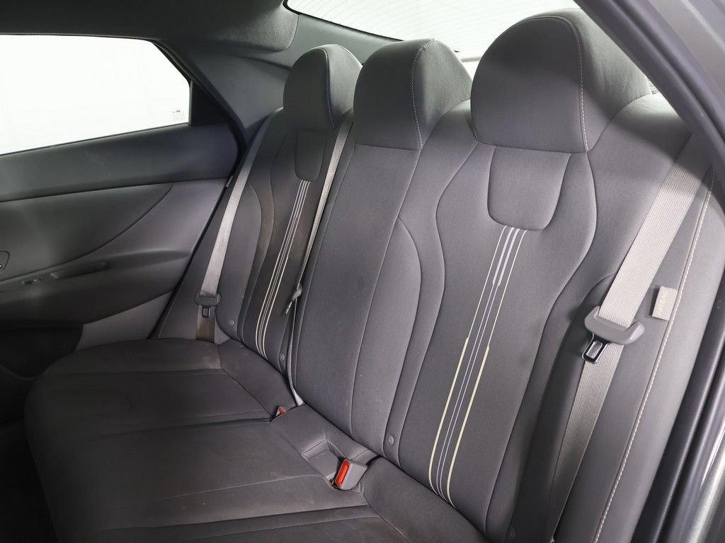 Used 2024 Hyundai Elantra SEL FWD image 26