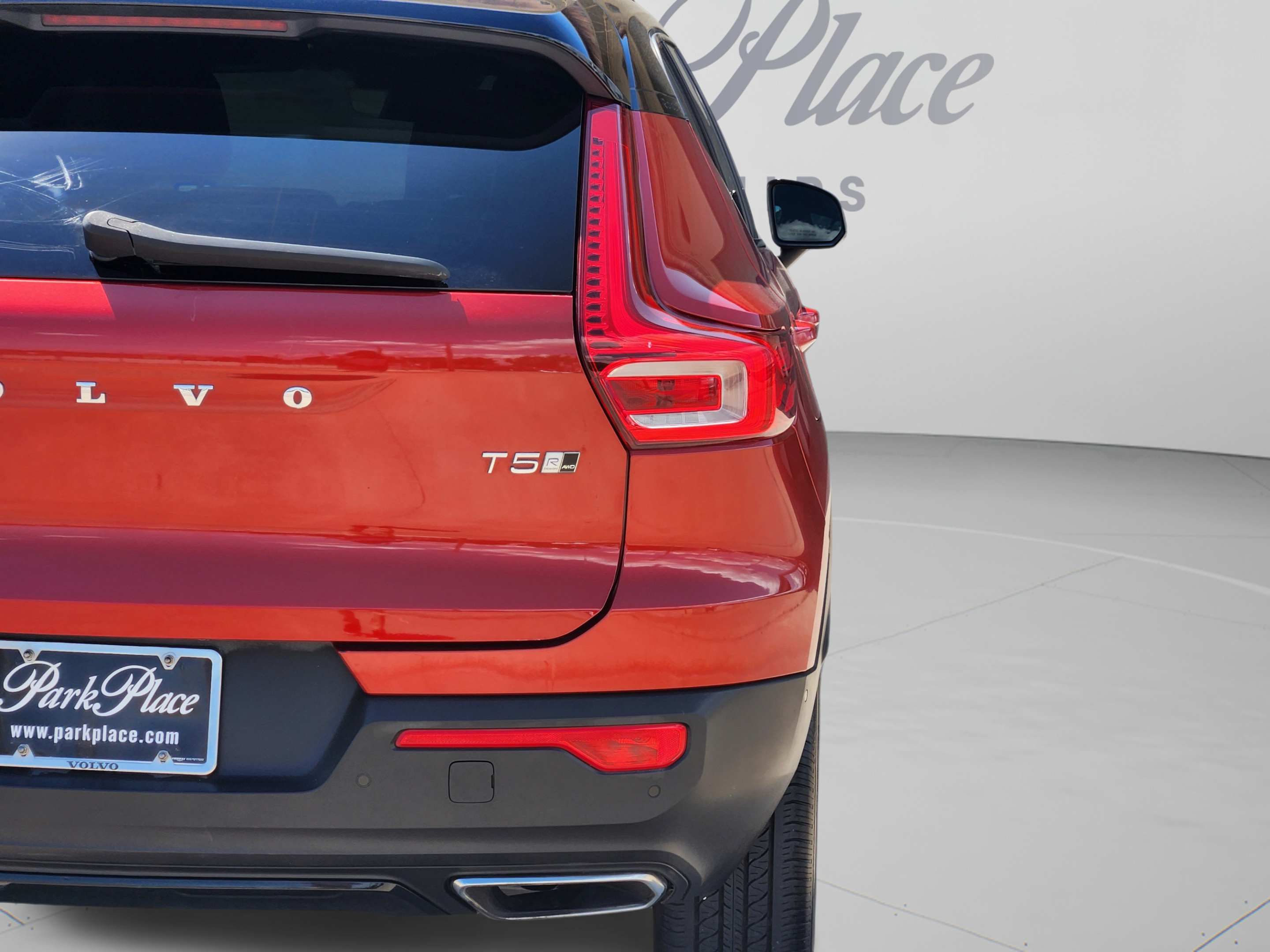 Used 2019 Volvo XC40 T5 R-Design AWD/4WD image 33