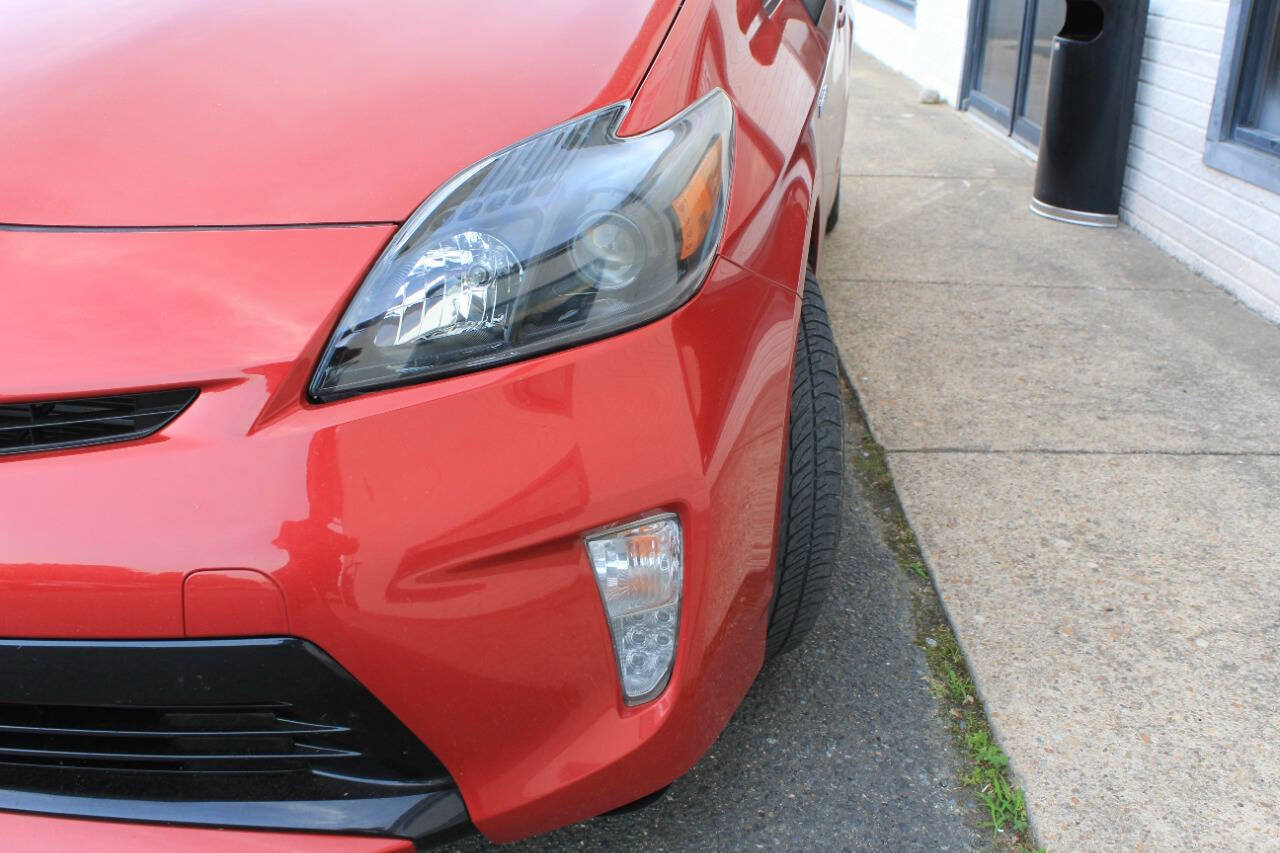 Used 2014 Toyota Prius Four FWD image 3