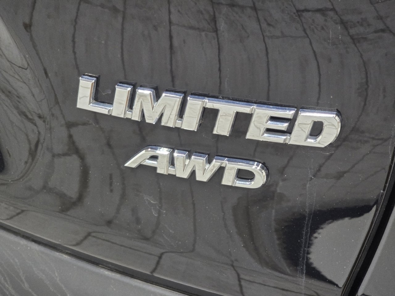 Used 2024 Toyota RAV4 Limited image 30