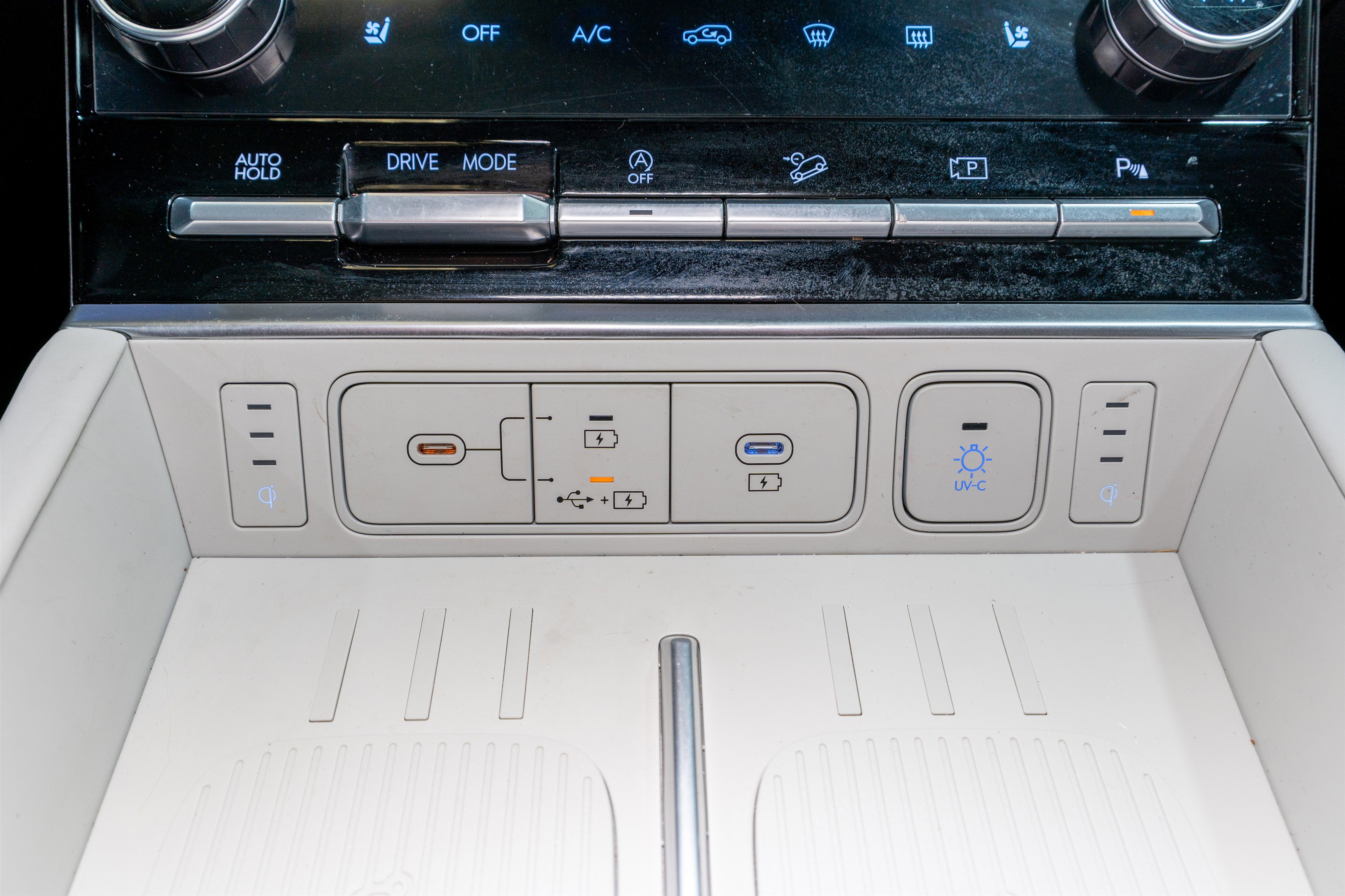 Used 2025 Hyundai Santa Fe Calligraphy image 26