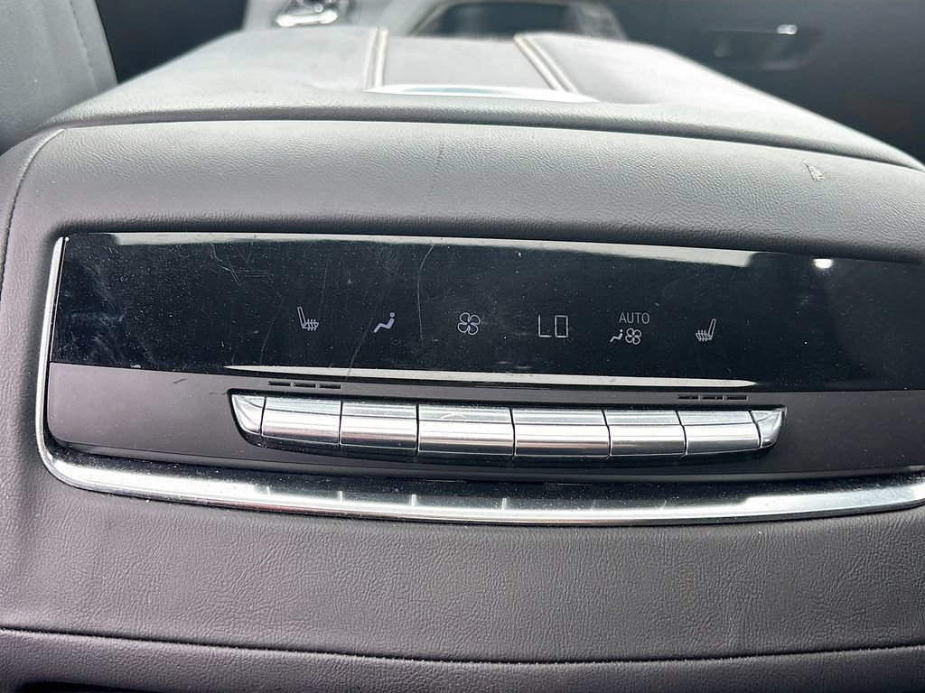 Used 2022 Cadillac Escalade Sport w/ Touring Package AWD/4WD image 18