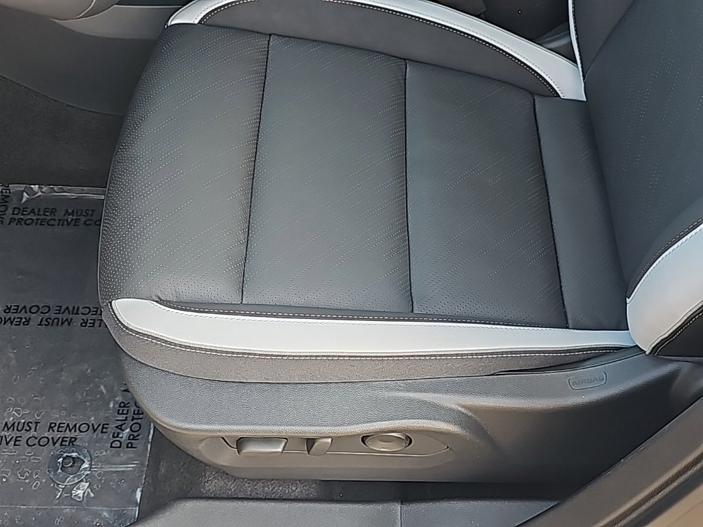 New 2025 Buick Envision Sport Touring image 11