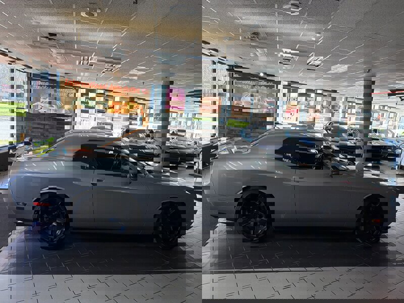 Used 2014 Dodge Challenger R/T image 5