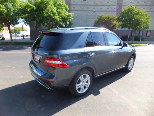 Used 2012 Mercedes-Benz ML 350 BlueTEC 4MATIC image 7