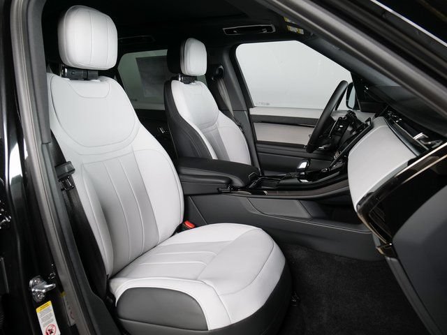 New 2027 Land Rover Range Rover Sport Dynamic SE AWD/4WD image 3