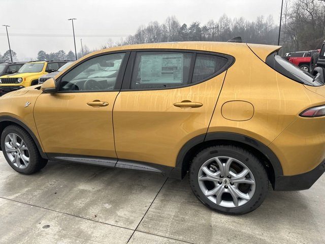 Used 2024 Dodge Hornet R/T Plus image 8