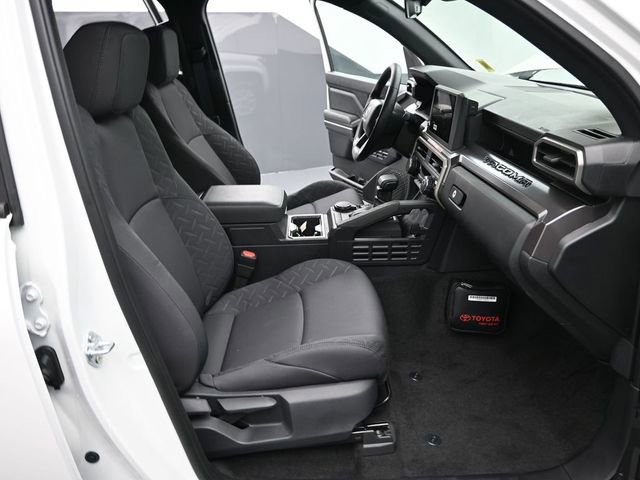 Certified 2025 Toyota Tacoma SR5 image 29