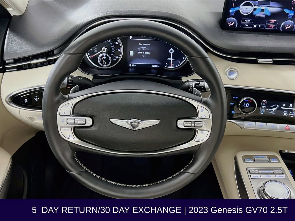 Used 2023 Genesis GV70 2.5T w/ Select Package AWD/4WD image 14